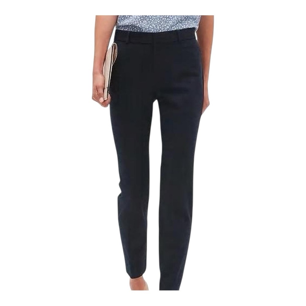 BANANA REPUBLIC JACKSON FIT SLEEK PANT
Size 10 EUC Slim Ankle